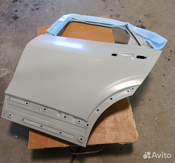 Дверь задняя левая кия спортейдж 5