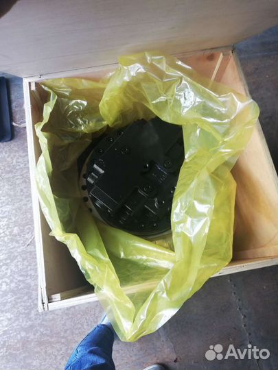 Концевая передача, редуктор хода, Кобелко 260