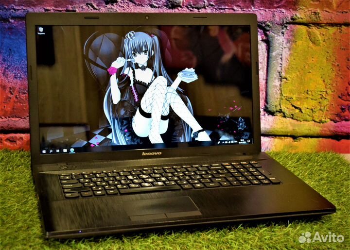Ноутбук Lenovo с большой диагональю
