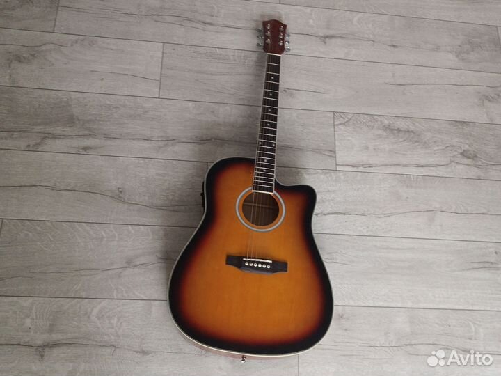 Акустическая гитара