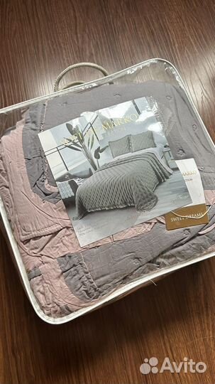 Покрывало и наволочки Sofi De Marko