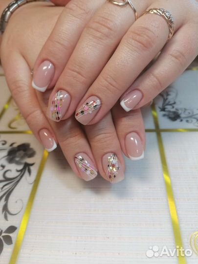 Наращивание ногтей