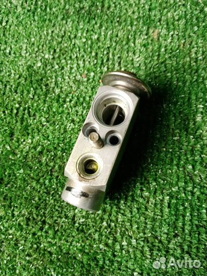 Клапан кондиционера Mercedes-Benz S300 W140 M104