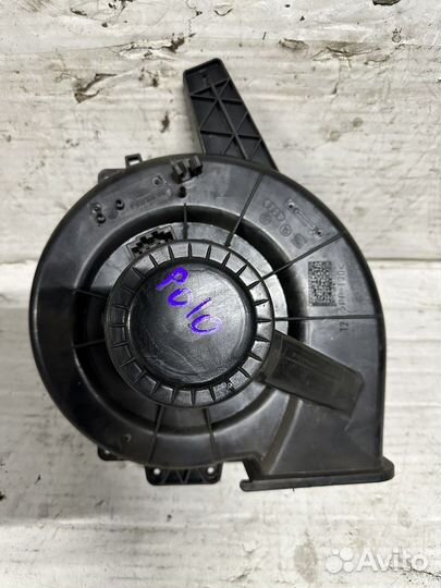 Моторчик печки на volkswagen polo