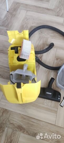 Пылесос Karcher 5800 с аквафильтром