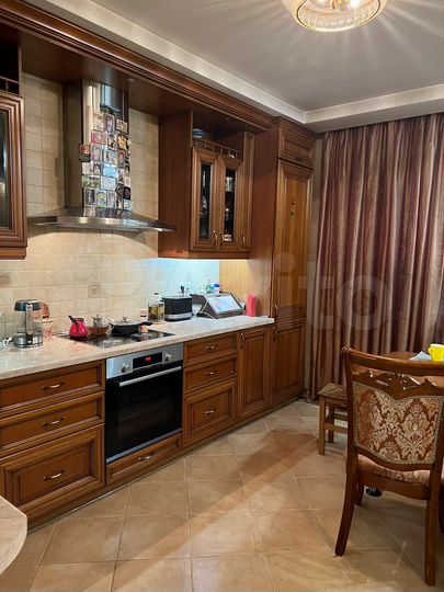 3-к. квартира, 103 м², 5/6 эт.