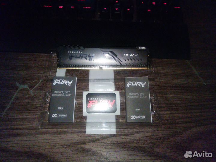 32GB\ 3600 мгц\ DDR4 Kingston HyperX fury Black