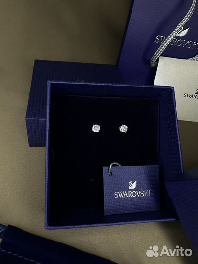 Swarovski серьги пусеты