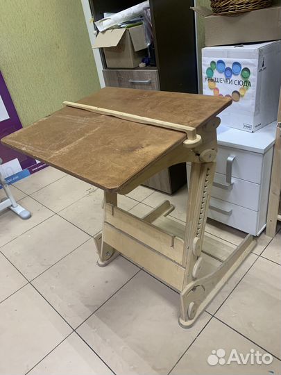 Парта конторка