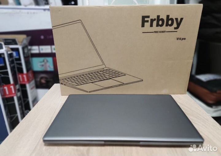 Ноутбук 16/512гб