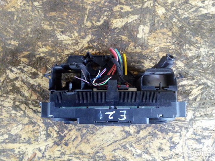 Блок управления климат-контролем Volkswagen Golf 5