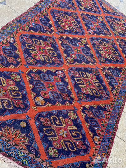 Старинный сумах, антиквариат