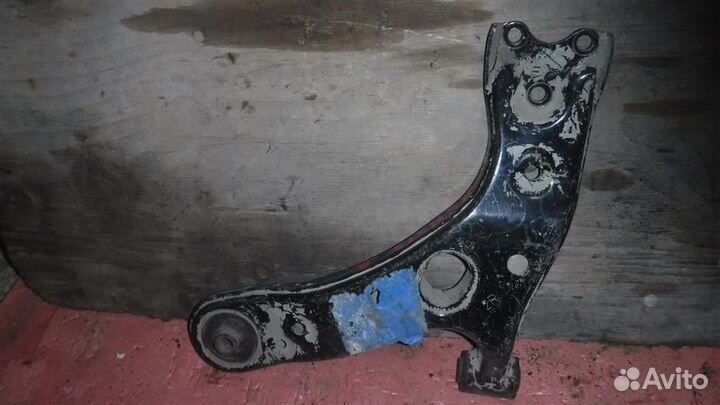 Рычаг передний правый Toyota Corolla (E150) 2006