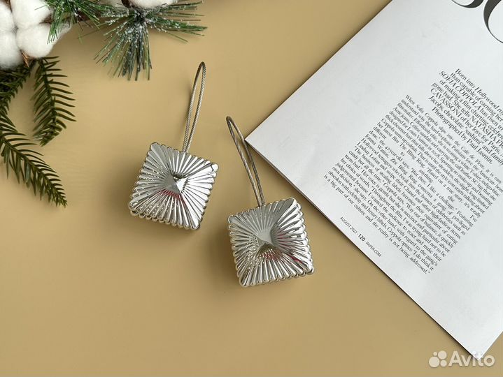 Подхваты для штор на магнитах