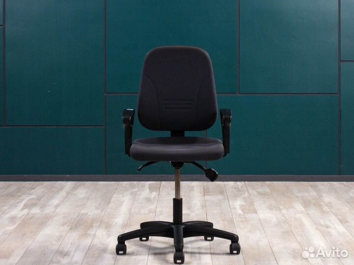 Кресло для персонала