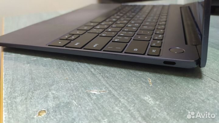 Huawei Matebook 13 WRT-W19 SSD 512Gb Space Gray