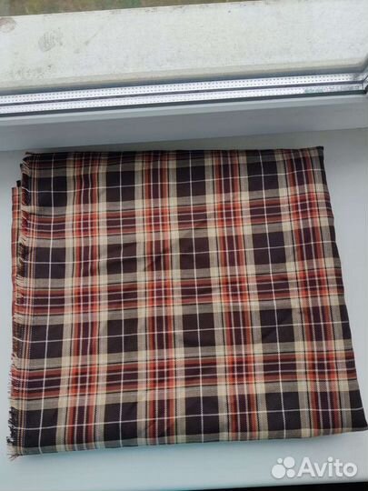 Ткань костюмная в клетку 2 м