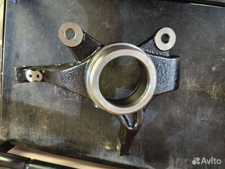 Поворотный кулак левый и правый solaris 2 rio 4