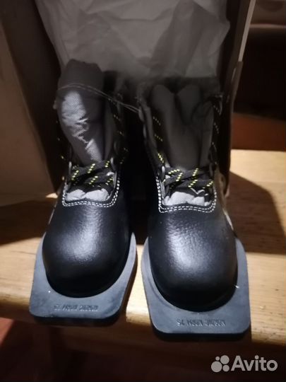 Ботинки для лыж