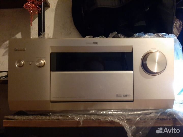 AV-усилитель Yamaha DSP-AZ1