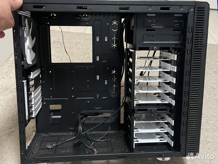 Fractal Design Define R4 window