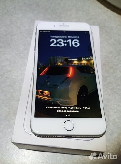 iPhone 8 Plus, 64 ГБ
