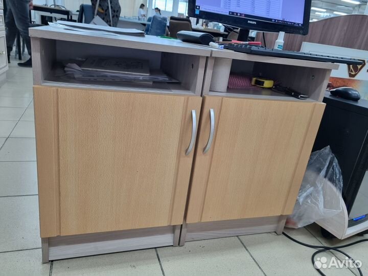 Тумба прикроватная