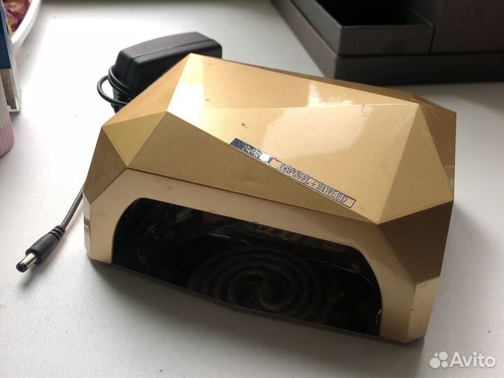 Лампа для маникюра