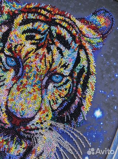 Вышивка на заказ бисиром