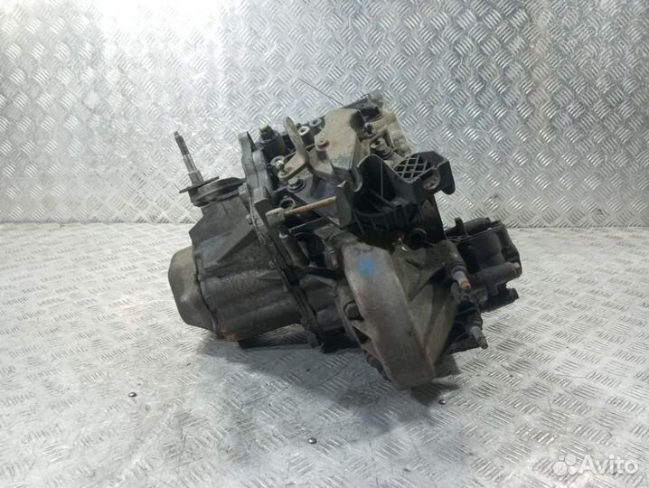 Б/У Б/У кпп механическая (МКПП) Снято с двигателя