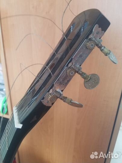 Акустическая гитара