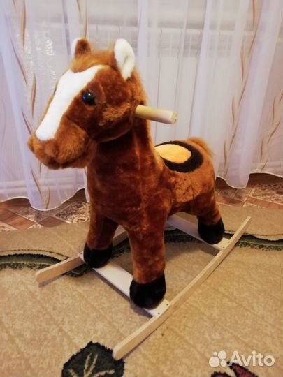 Лошадь качалка