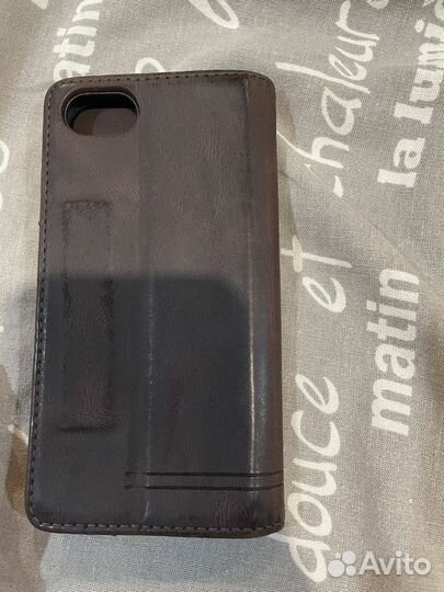 Чехол на iPhone 8