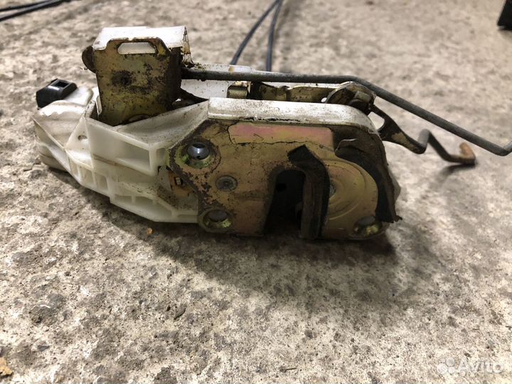 Замки двкрей на mitsubishi eclipse