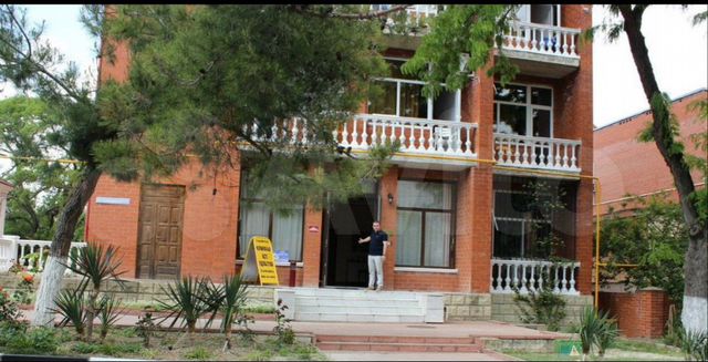 Комната 12 м² в > 9-к., 3/3 эт.