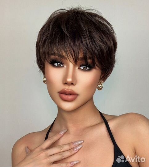 Модель на женскую стрижку