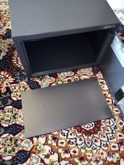 Сейф для денег и документов aiko