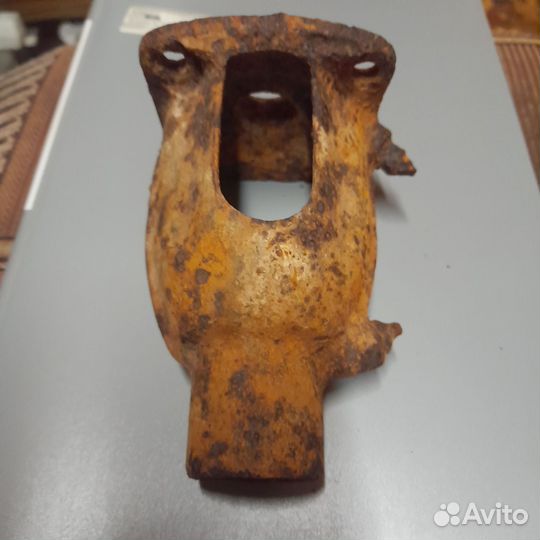 Газ аа. Корпус помпы