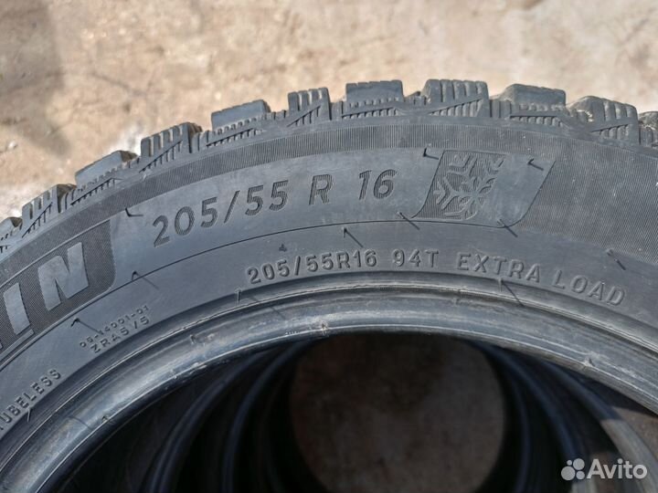 Michelin X-Ice North 4 205/55 R16 94T