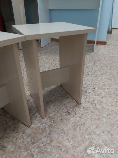 Табуретки 4 штуки