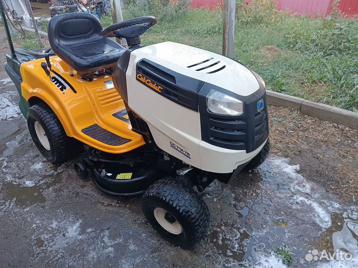 Садовый трактор, райдер, газонокосилка