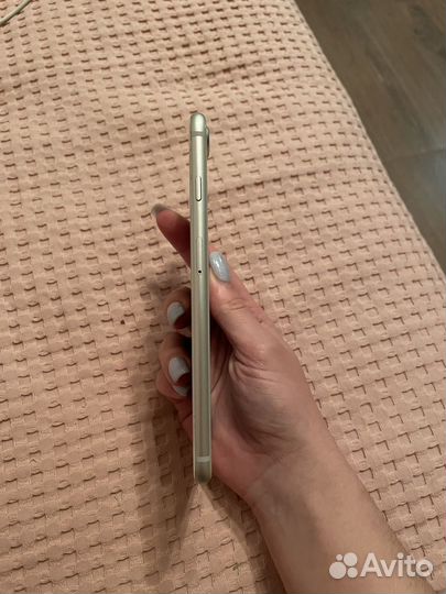 iPhone 8 Plus, 64 ГБ