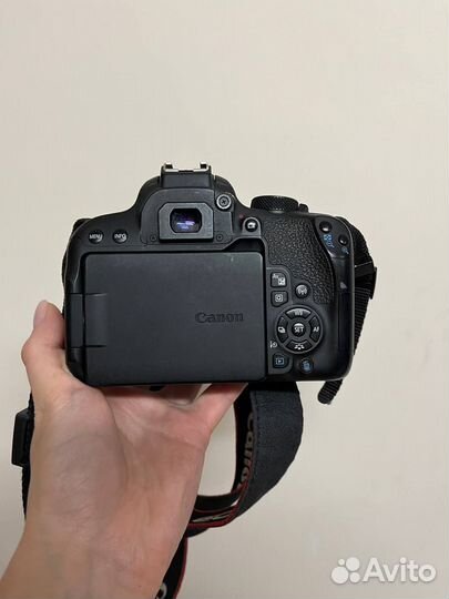 Фотоаппарат Canon eos 800d