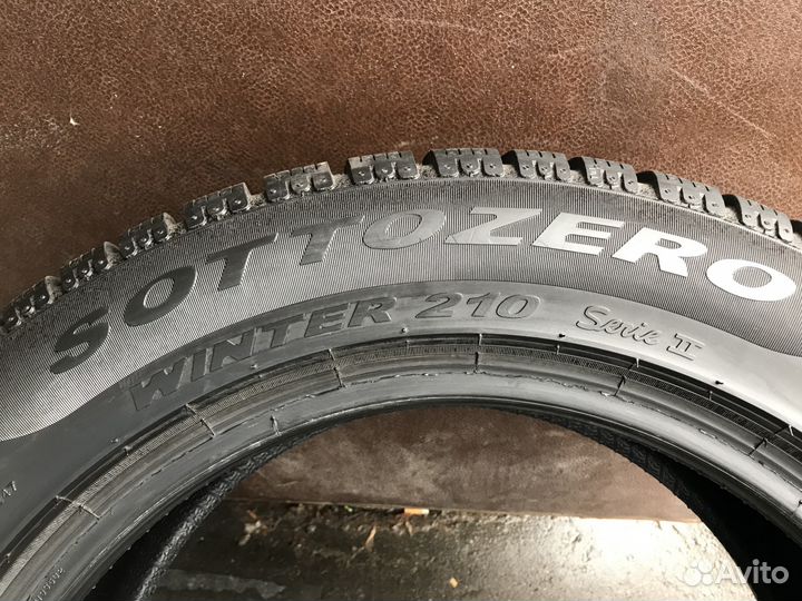 Pirelli Winter Sottozero 210 Serie II 215/60 R17 96H