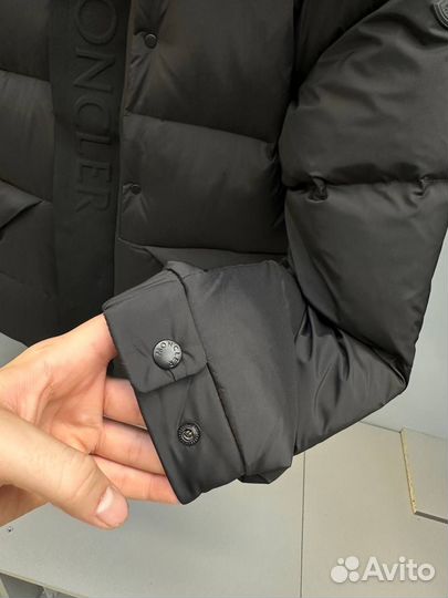 Мужской пуховик Moncler