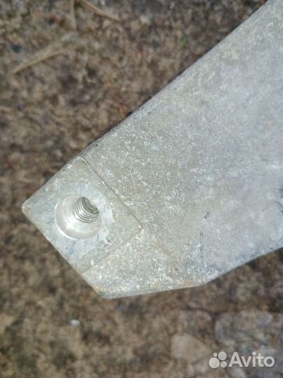 Кронштейн генератора VW Tiguan