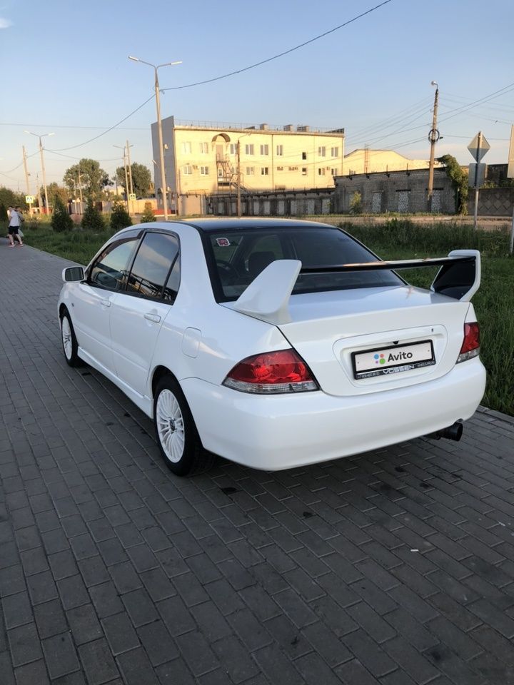 Mitsubishi Lancer: фото владельца