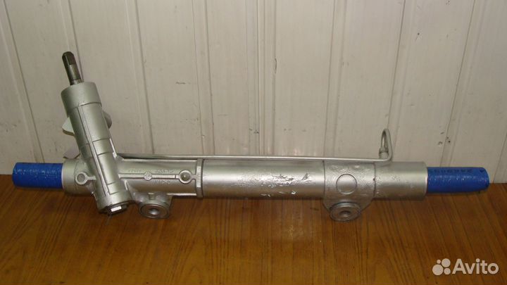 Рулевая рейка jeep Cherokee / Liberty KJ 2001