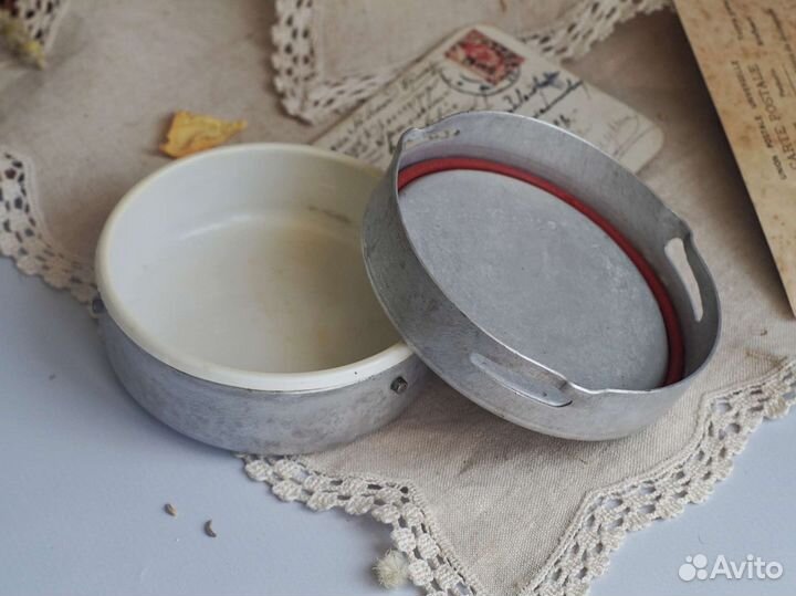 Походный набор тарелок старинный