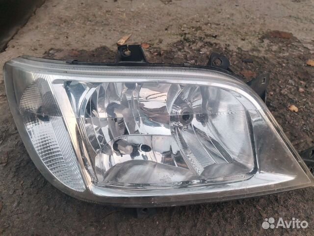 Мерседес спринтер фара правая